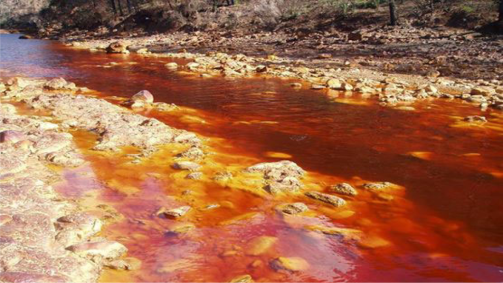 La Contaminación De Los Ríos Por Efecto De Relaves Mineros Conflictos